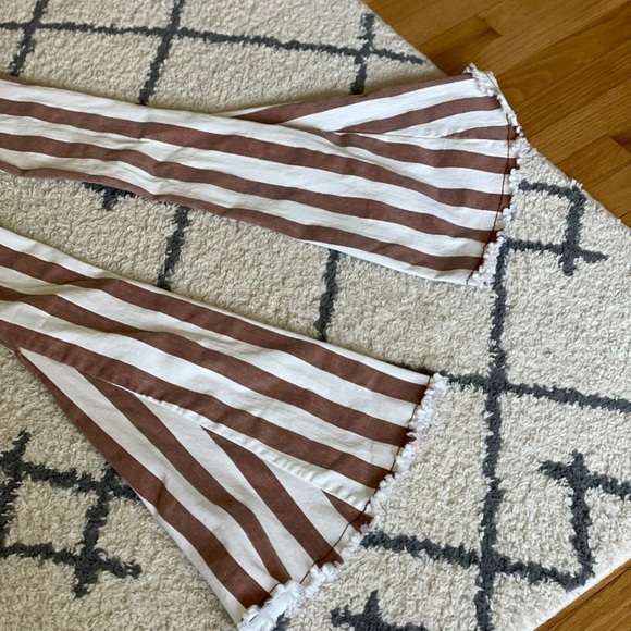 Altar’s State Flare Jeans - Picture 4 of 5